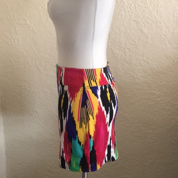 Urban Outfitters silence + noise Ikat Vibrant Yellow Green Red Pink Mini Skirt M - Picture 2 of 6
